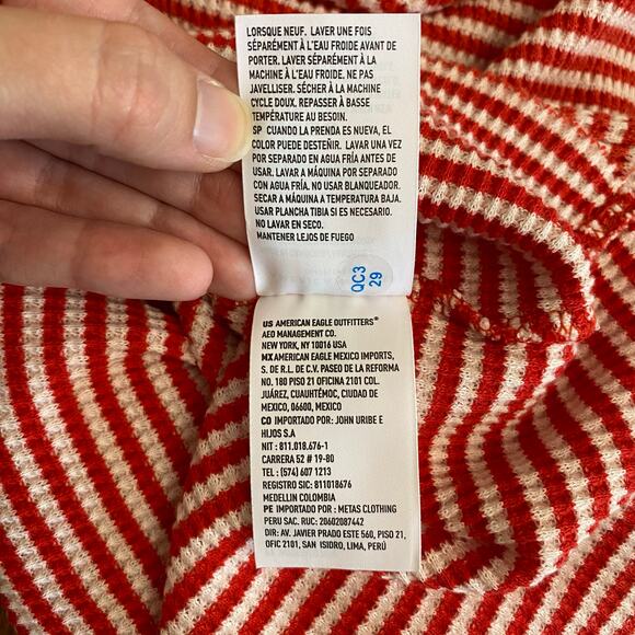 American Eagle NWT Striped Long Sleeve Shirt Womens Size XS Red White - Picture 9 of 9